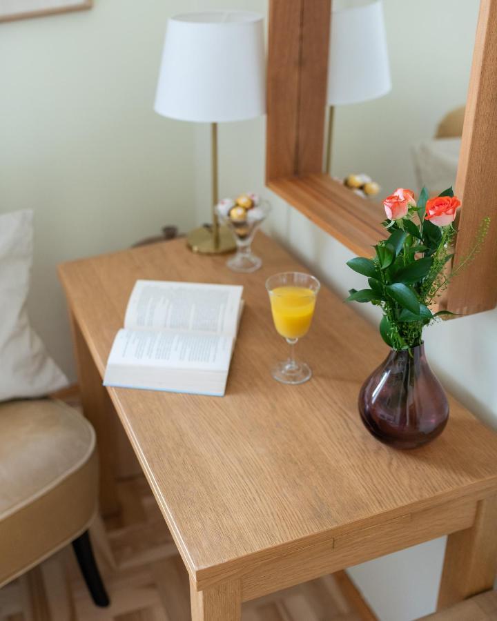 Two Bedroom Apartment For 6 People Warsaw Exterior photo